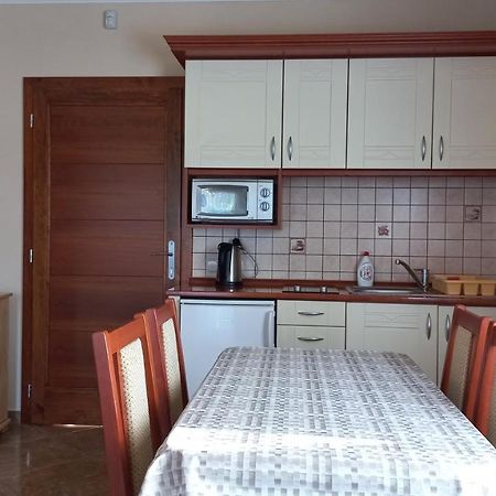 Nefelejcs Fagyizo Es Apartmanhaz Kistolmacs Εξωτερικό φωτογραφία